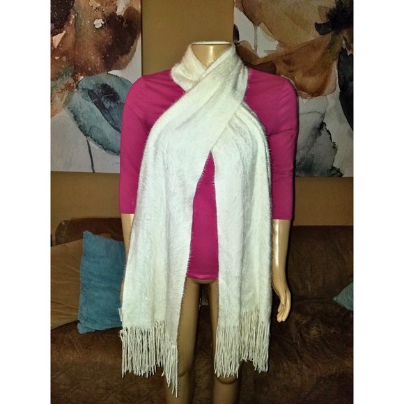 White Faux Fur Fringe Scarf - Picture 2 of 3